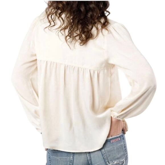 Band Of The Free NWT Cash VNeck Long Sleeve Billowing Sleeves Ivory Top Size XS - Picture 2 of 14